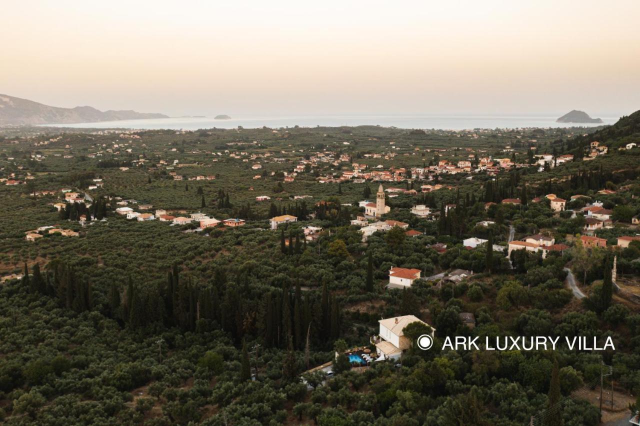 Ark Luxury & Private Villa Mouzákion 外观 照片